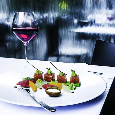 Sofitel Bellecour Отель