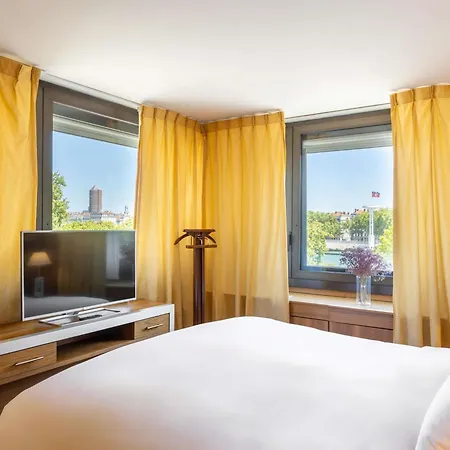 Sofitel Bellecour 5* Лион