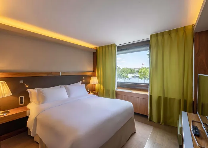 Sofitel Bellecour 5*
